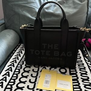 Marc Jacobs The Tote Bag Black Leather